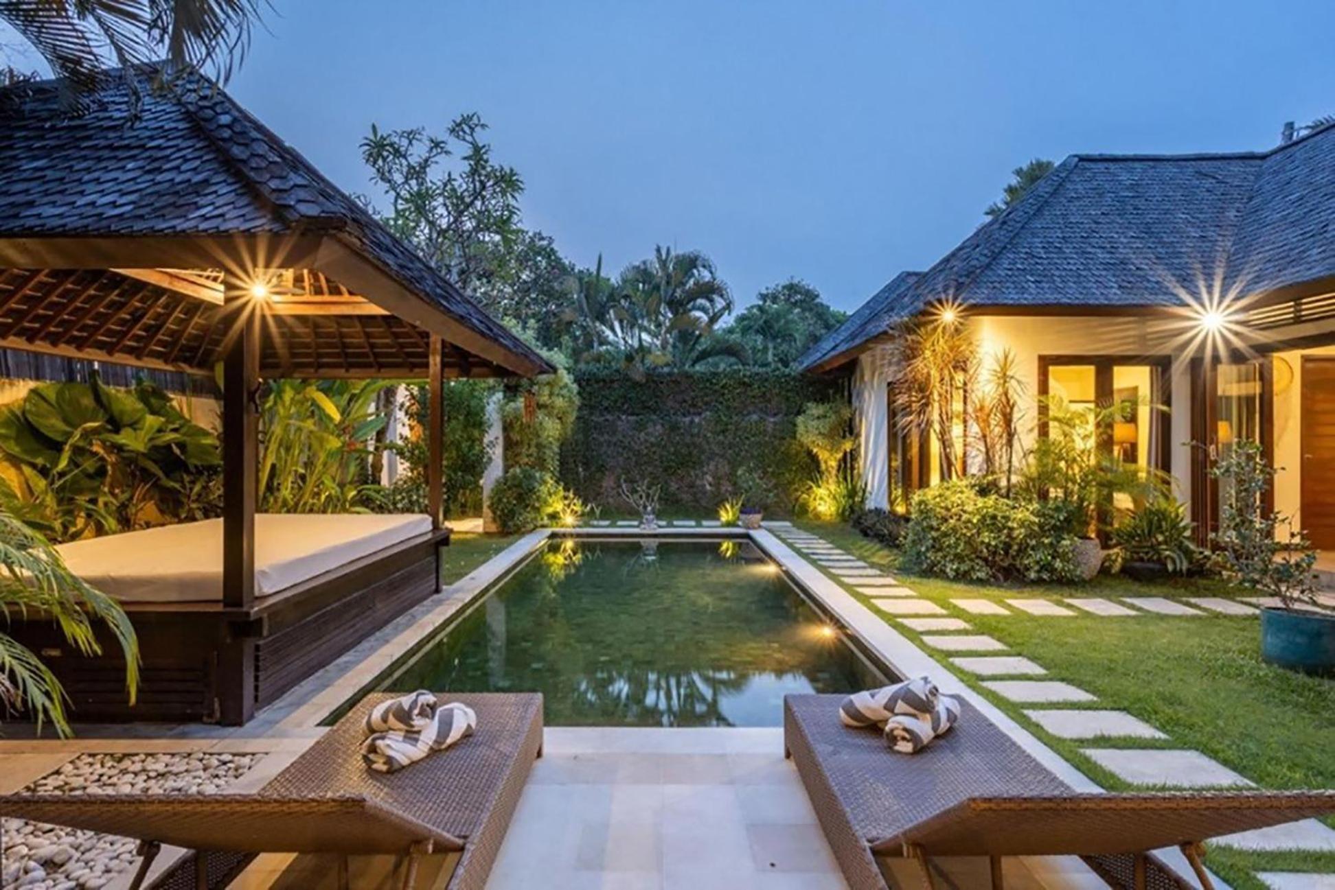 Villa Tiga Mangga By Optimum Bali Villas Семиньяк Экстерьер фото