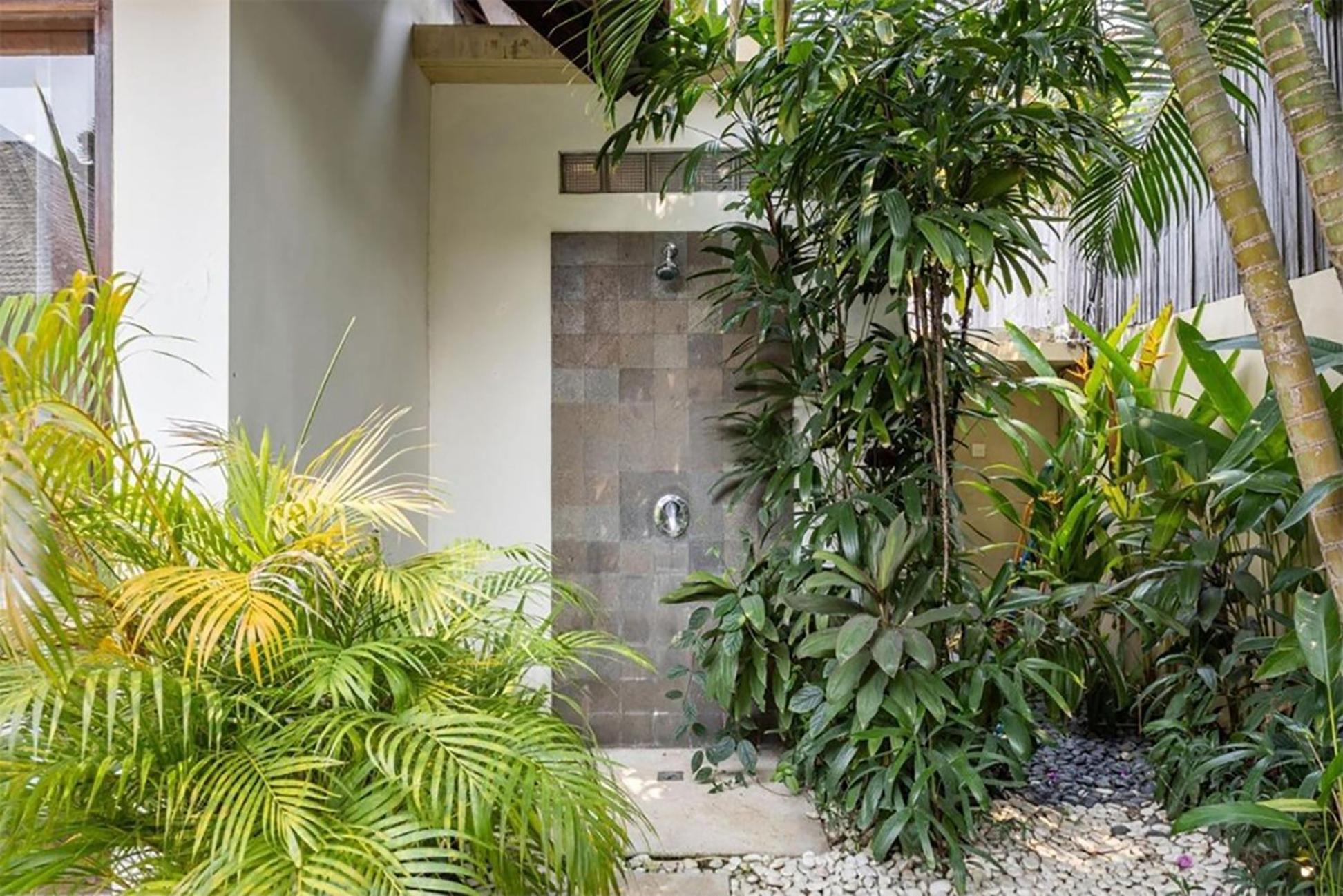 Villa Tiga Mangga By Optimum Bali Villas Семиньяк Экстерьер фото